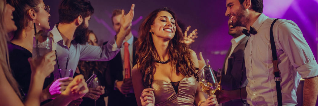 Clubs with bottle service in tempe